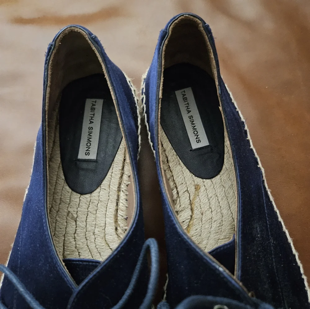 Tabitha Simmons Navy Blue Silk Leather lace Up espadrilles Eeuc! Size 39